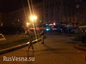 Майдан, ночная стрельба из автоматов: «40 чел. в масках, атаковали 2 группами, ловили людей неславянской внешности, 2 тяжелых» (видео)