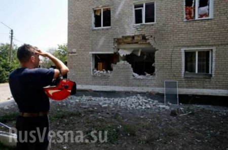 У нас не было ополченцев, украинские военные стреляют по жилым домам и убивают мирных людей — жительницы Марьинки (видео)
