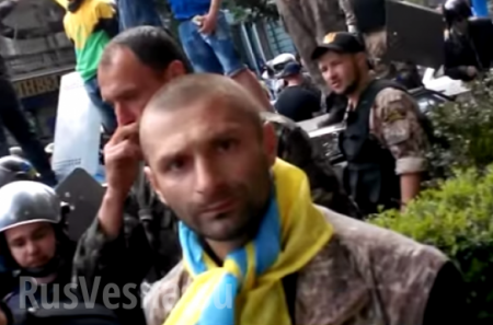 В Россию бежал один из вожаков молодчиков, устроивших Одесскую Хатынь, сотни людей звонят в ФСБ и МВД (видео)