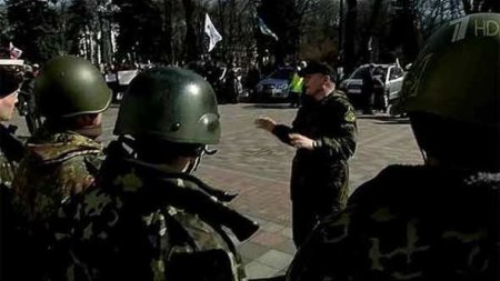 Минобороны Украины признало переход 40 своих военных в Россию