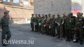 Командующий армией ДНР Игорь Стрелков наградил артиллеристов