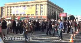 «Правый сектор» в Харькове напал на Антимайдан (видео)