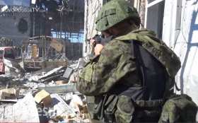 МОЛНИЯ: украинские войска перешли в наступление в аэропорту Донецка, есть убитые и раненые