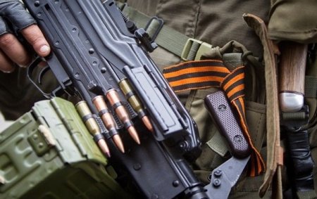 Ополченцы готовятся к атаке нацистов после проведения выборов на Донбассе