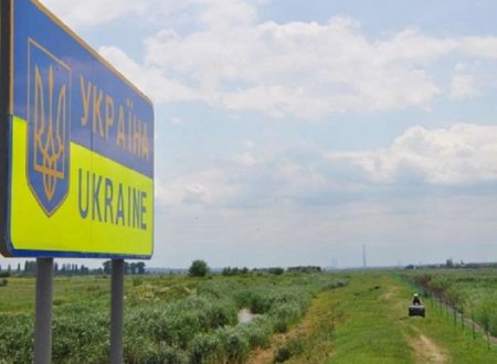 Украинские пограничники задержали десятки машин с грузами для Приднестровья
