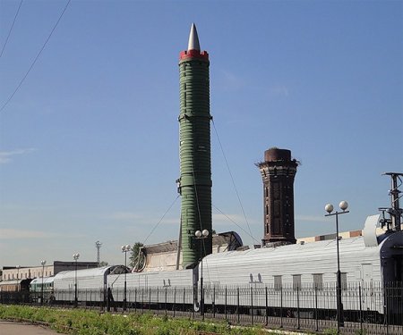 Россия возобновит производство уникальных Боевых железнодорожных ракетных комплексов