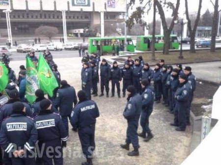 Акция или провокация? В Харькове разогнан пикет протестантов (фото, видео)