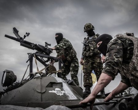 Батальоны карателей боятся воевать в Донбассе и готовятся свергнуть Порошенко