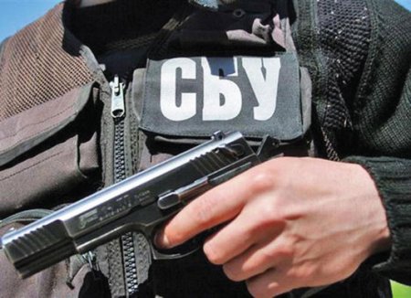 С марта 2014 года СБУ арестовала 703 человека по обвинению в терроризме и государственной измене