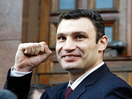 Киевляне на митинге попросят Кличко «уйти с ринга»