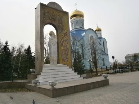 День Новомучеников и Исповедников Российских отметили в Луганске детским молебном