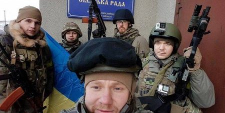 Бои в Приазовье: боевики «Азова» занимают нейтральные населенные пункты и рапортуют о несуществующих победах