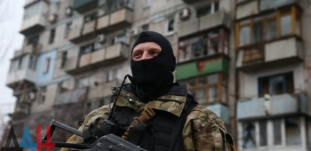 Военкор Степь: В Горловке вновь рвутся снаряды: украинские каратели обстреливают город