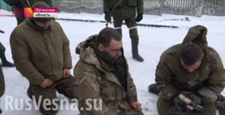 В Дебальцево сдались в плен голодные украинские бойцы бригады охраны генштаба и взяты в плен спецназовцы ВСУ (ВИДЕО)