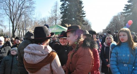 Более 50 тыс человек посетили масленичные гулянья в донецком парке имени Щербакова