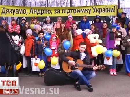Макаревич отметил 8 марта, гастролируя по Украине