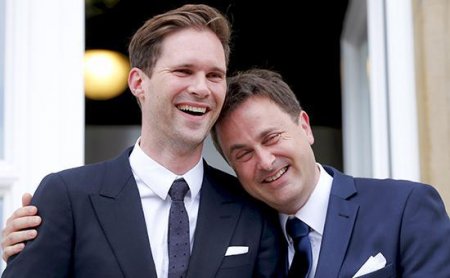 Премьер-министр Люксембурга вступил в гей-брак