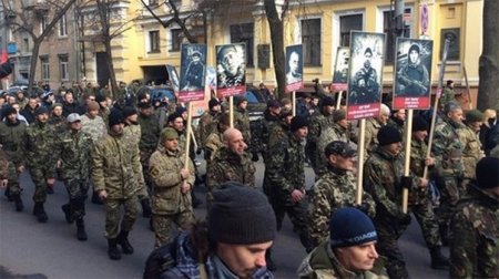 «Правый сектор» устроит по Львову марш против Порошенко