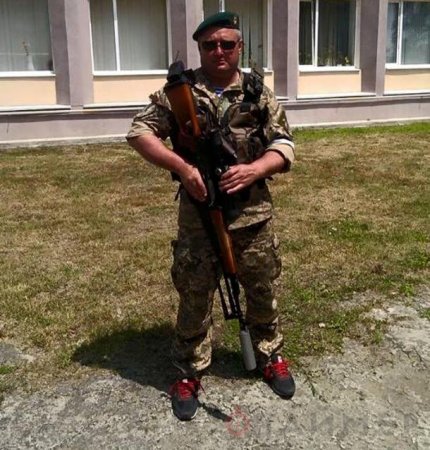 Председатель райсовета в Одесской области пугал людей с винтовкой в руках