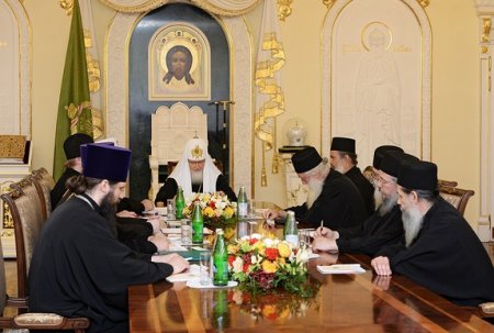Встреча Патриарха Кирилла с членами комиссии Священного Синода