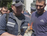 Украинские пожарные сожгли свою форму в знак протеста