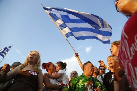 Греция негодует: Афины соглашаются с кредиторами