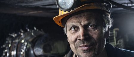 Глава ЛНР поздравил шахтеров с профессиональным праздником