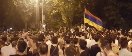 В Ереване полиция разогнала "Электромайдан"