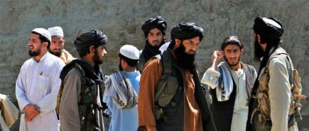 В Афганистане талибы атаковали тюрьму, выпущены сотни заключенных