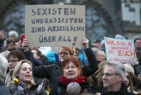 Полицейский о нападениях в Кёльне: Нас просили убрать из отчётов слово «изнасилование»