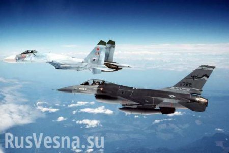 «Дерзкий перехват»: как наш Су-27 атаковал самолет НАТО (ФОТО)