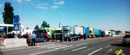 В Одесской области протестуют дальнобойщики