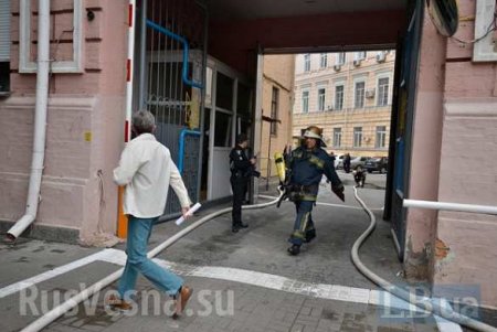 В главном управлении Национальной полиции в Киеве произошел пожар (ФОТО)