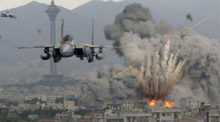 Самолеты ВКС России уничтожили контролируемые ИГ 4 объекта добычи нефти под Раккой