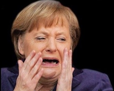 Меркель «догоняет» Порошенко: ее миграционную политику поддерживает восемь процентов немцев