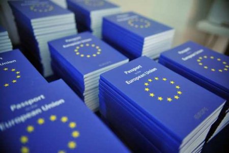 Гибридная евроинтеграция: Молодым британцам надо давать европейские паспорта — вице-канцлер Германии
