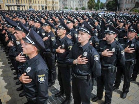 На Украине 4 тысячи полицейских не прошли переаттестацию (ВИДЕО)