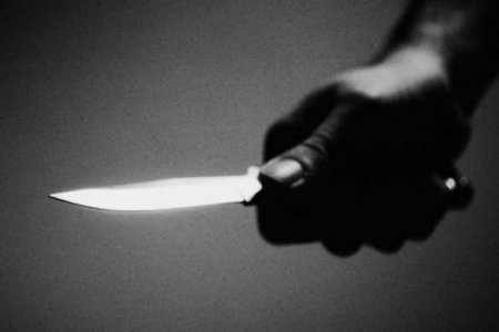 Марроканец с ножом напал на женщину и трех ее дочерей во Франции