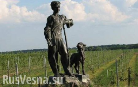 В Черниговской области украли памятник Шевченко