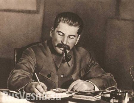 «Тирания Сталина очевидна», — министр образования России о «политике с большим знаком минус»