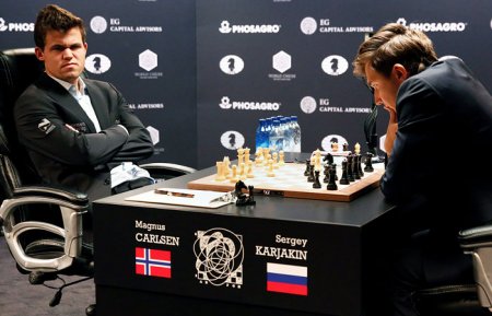 Российский гроссмейстер лидирует в матче за мировую шахматную корону (ФОТО, ВИДЕО)