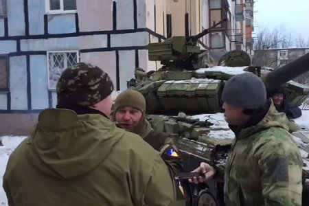 Киев: В Авдеевке танков нет