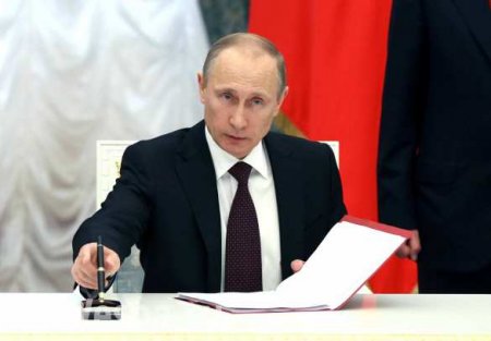 Путин прокомментировал массовую отставку губернаторов
