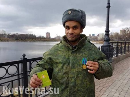 Самый колоритный ополченец ДНР награжден медалью (ВИДЕО К. Долгова)