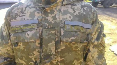 Спасибо от снайперов ДНР: бойцам бригады ВСУ, размещенной в Мариуполе, приказали пришить к форме светоотражающие элементы