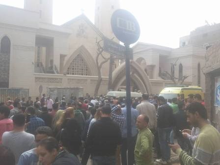 За мгновение до взрыва: в сети появилось видео из пострадавшей церкви в Египте