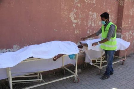 В Пакистане смотритель храма зарезал 20 прихожан