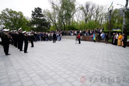 Победили волею Кришны: в Одессе День памяти и примирения отметили чиновники и кришнаиты