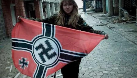 Из «АТО» в официантки: неонацистка, обвиняемая в убийстве полицейских меняет профессию