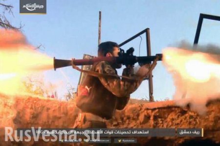 Взаимное истребление: Сирийские боевики массово вырезают друг друга (ФОТО 18+)